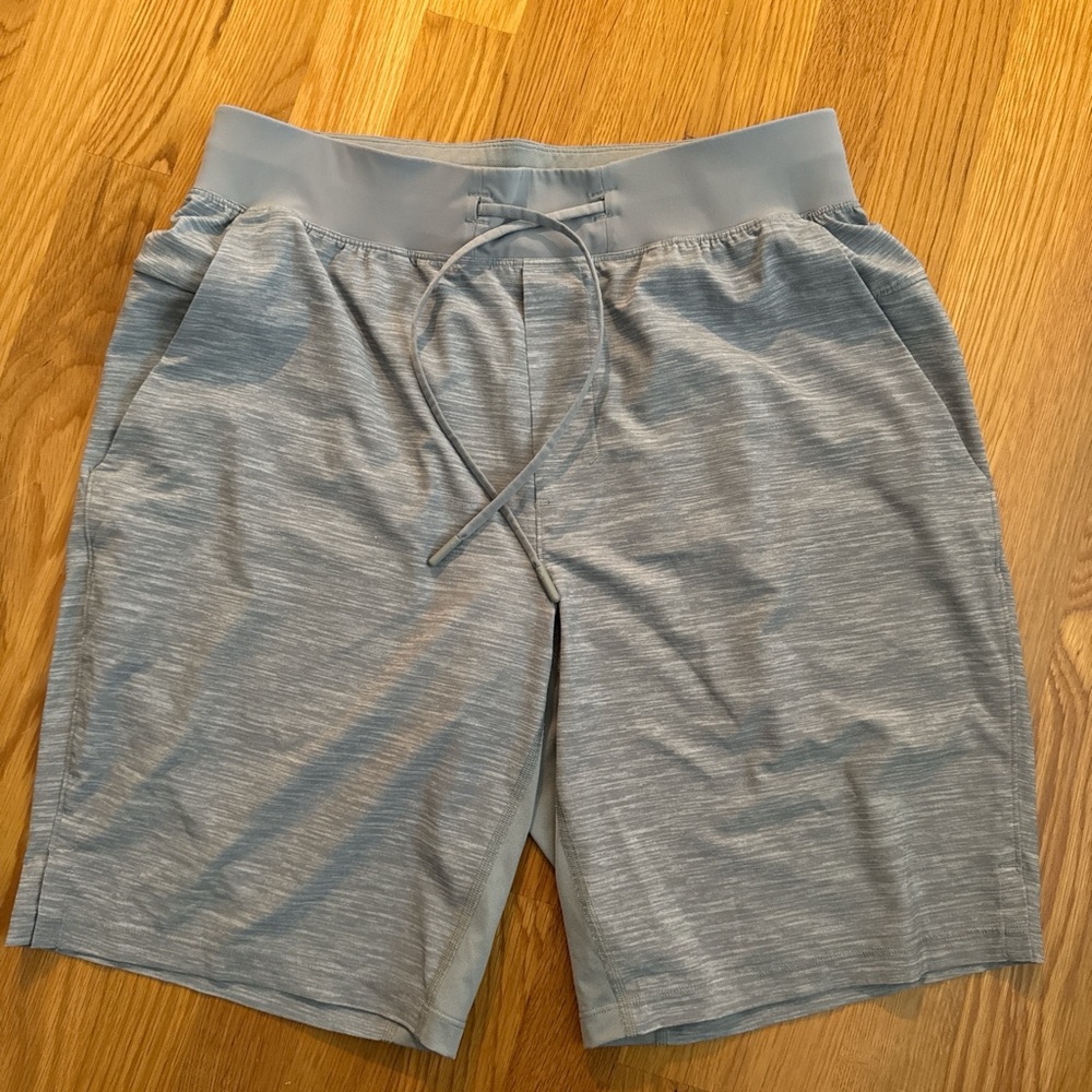 lululemon athletica Light Gray Linerless Athletic Shorts 9”